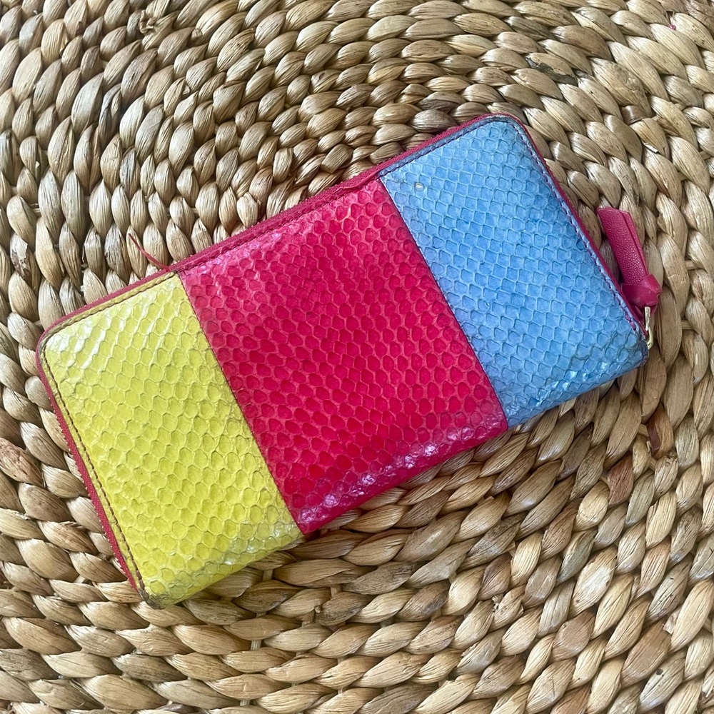 Tory Burch Color Block Wallet 🩵💖💛 - Picture 4 of 8
